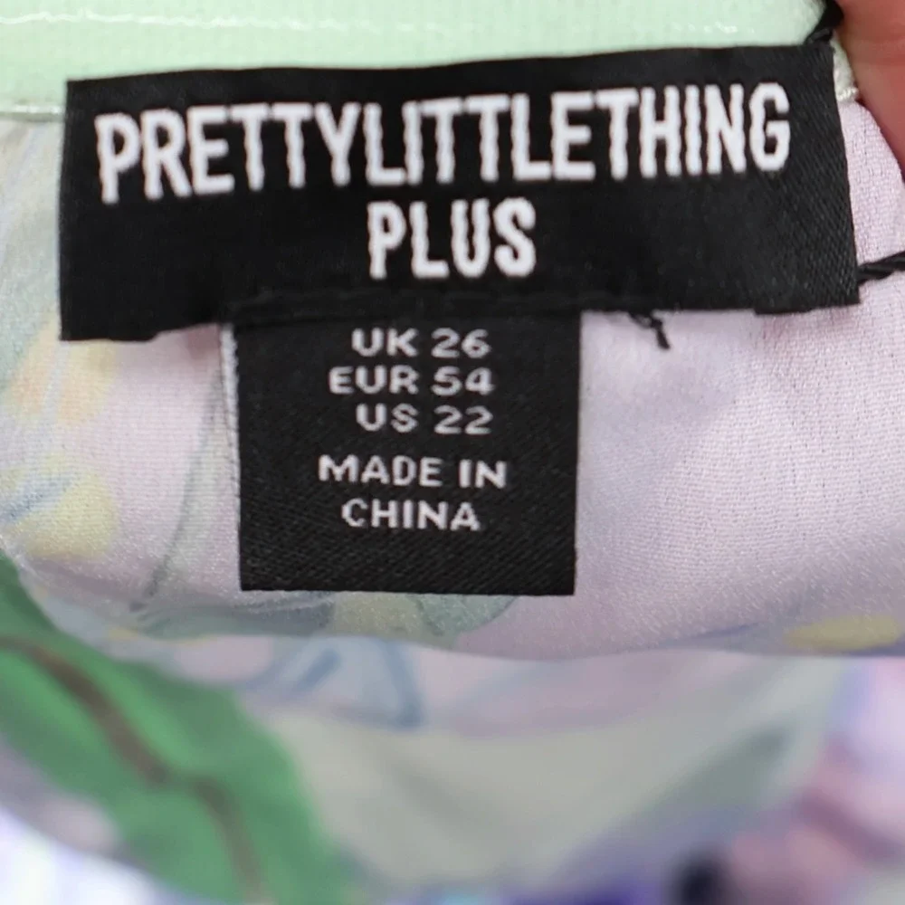 PrettyLittleThing Plus Floral Bardot Crop Top Ruffle Puff Sleeve US 22 NWT - Picture 4 of 6